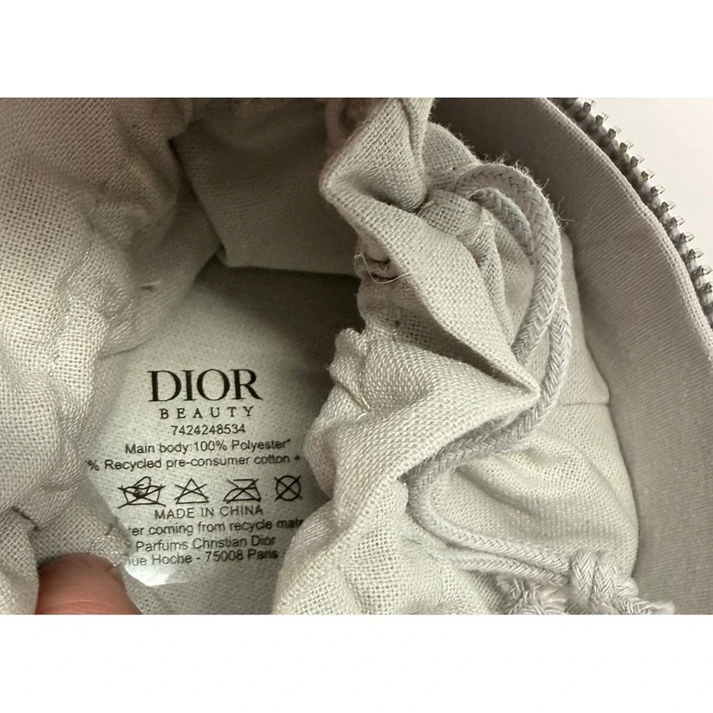 DIOR Around The World Travel Jewelry Case & Miss Dior Blooming Bouquet Gift Set